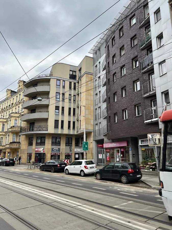 Wygodny Apartament Wroclaw 33M2 0*,  Polen